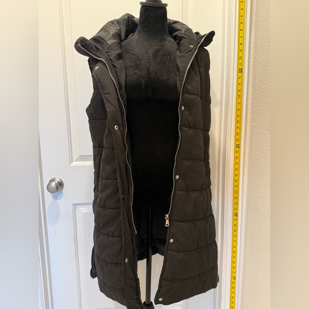 Black Winter Vest with Hood and Padded Design